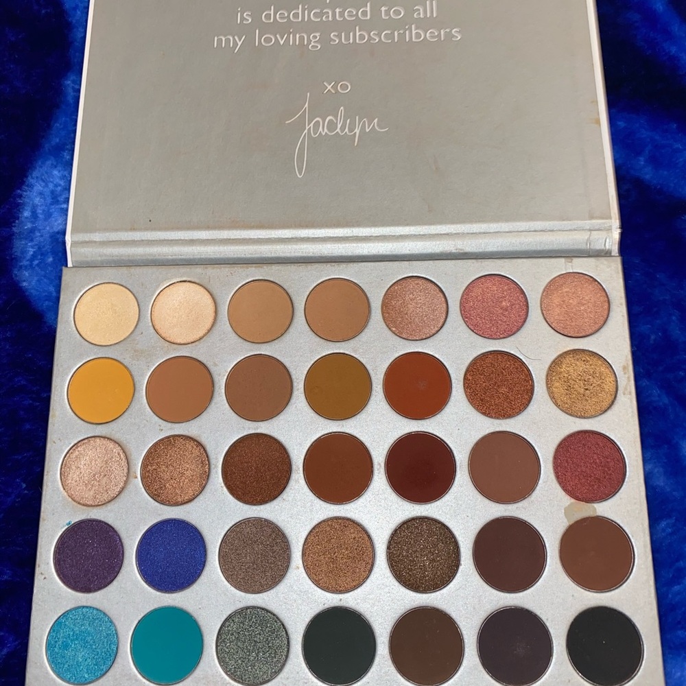 Jaclyn Hill Palette